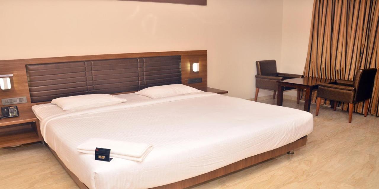Hotel Golden Residency à Ramanathapuram Extérieur photo